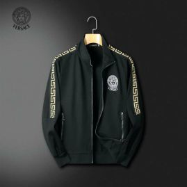 Picture of Versace SweatSuits _SKUVersaceM-3XL25cn6430206